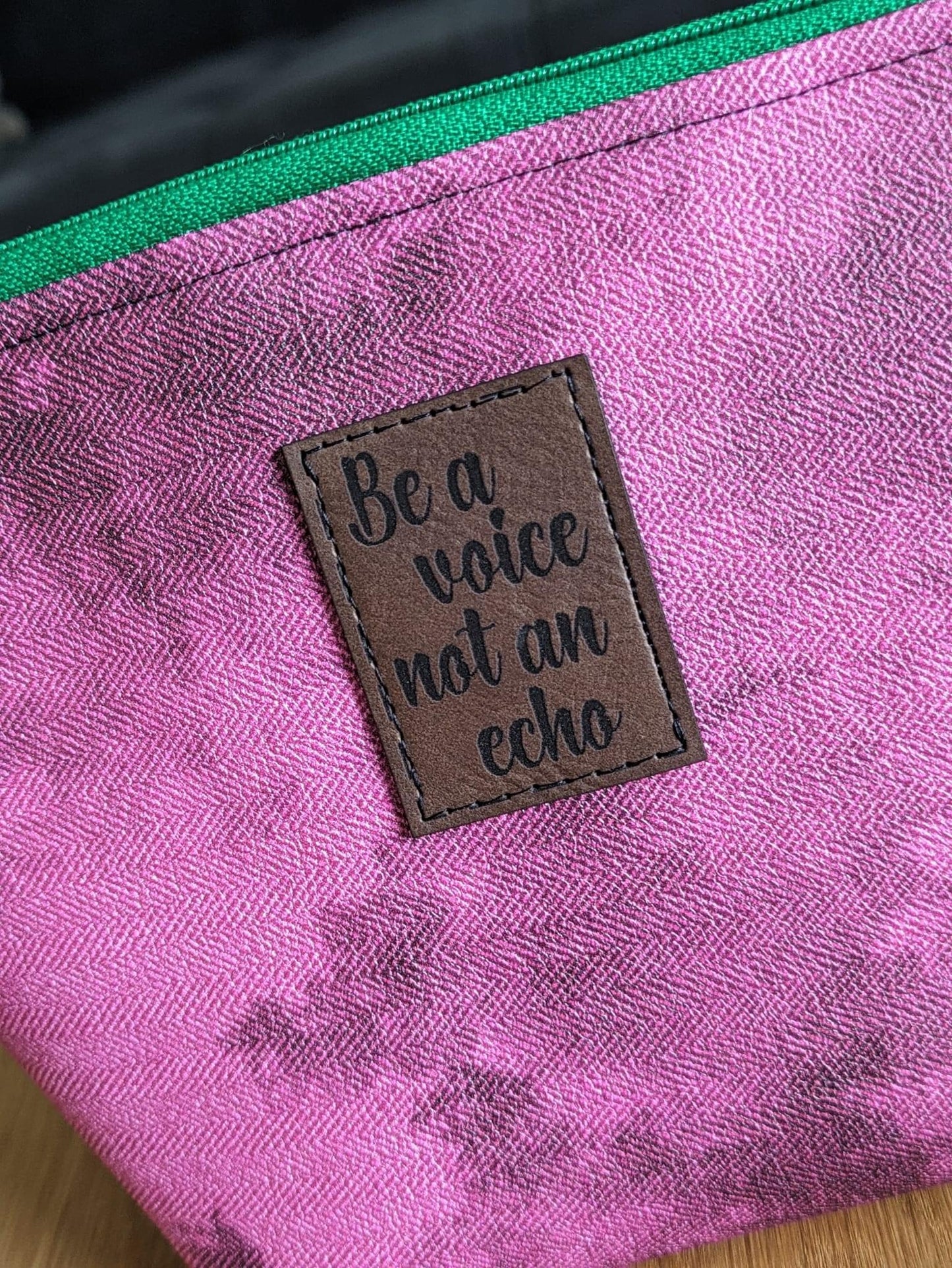 Label „Be a voice not an echo"